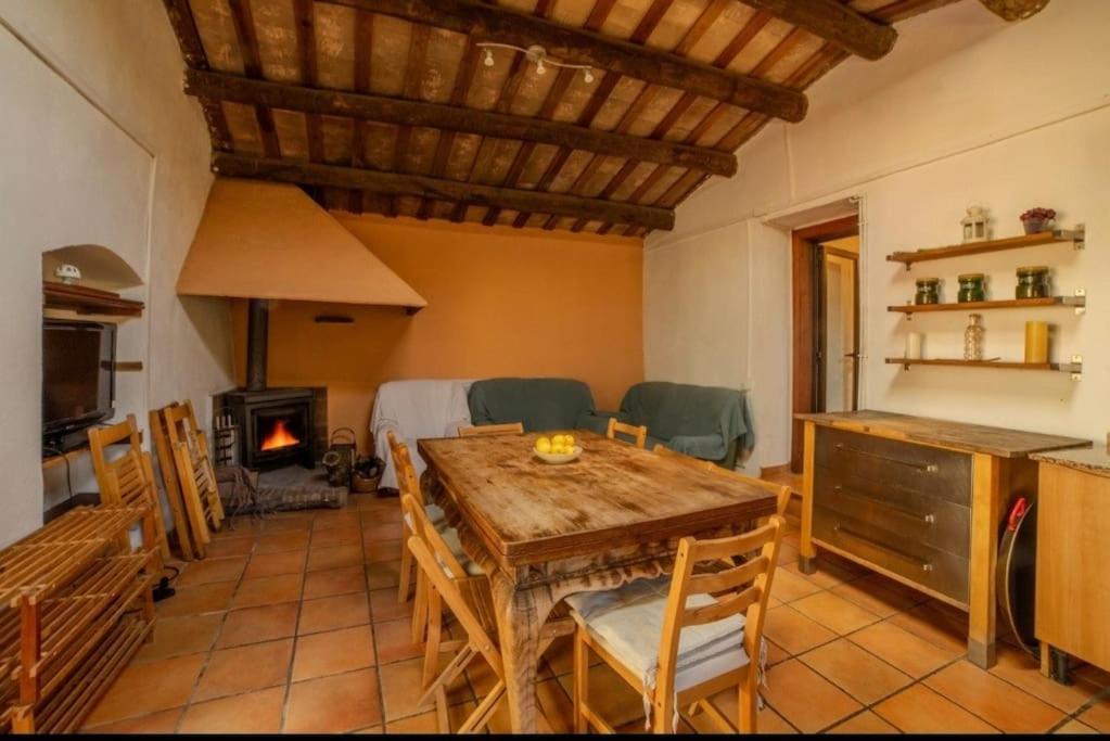 Masia Can Castellar Sant Iscle De Vallalta Ngoại thất bức ảnh